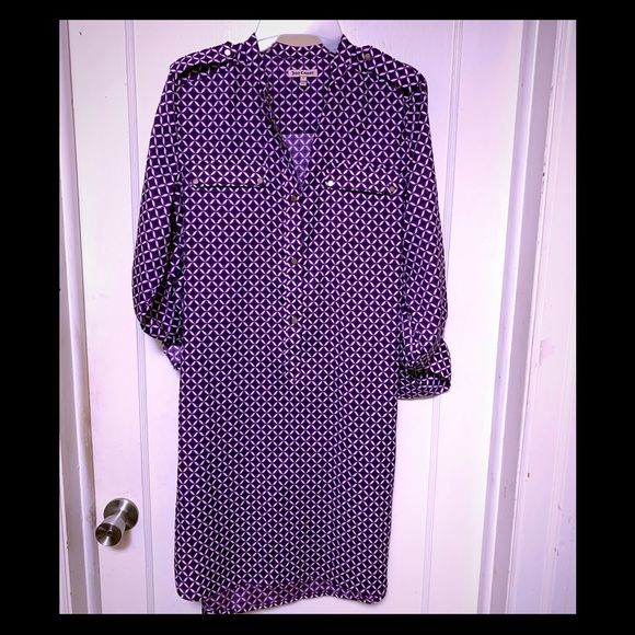 Dress - Picture 5 of 5